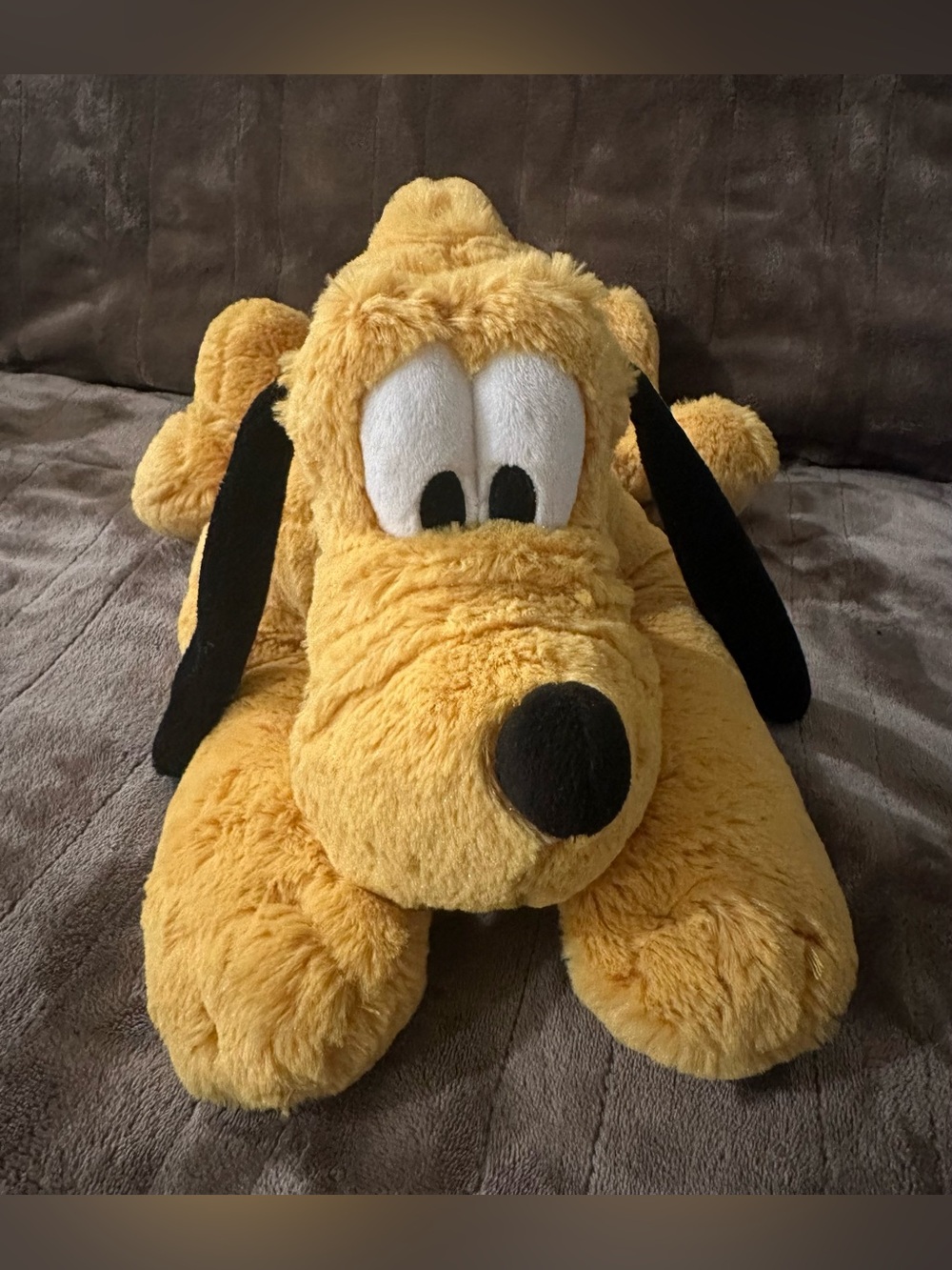 Disney Store Pluto 15” Plush - Classic Green Collar